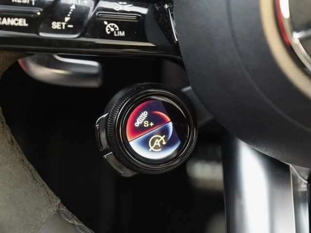 Mercedes-Benz A 35 AMG 4MATIC AMG Line