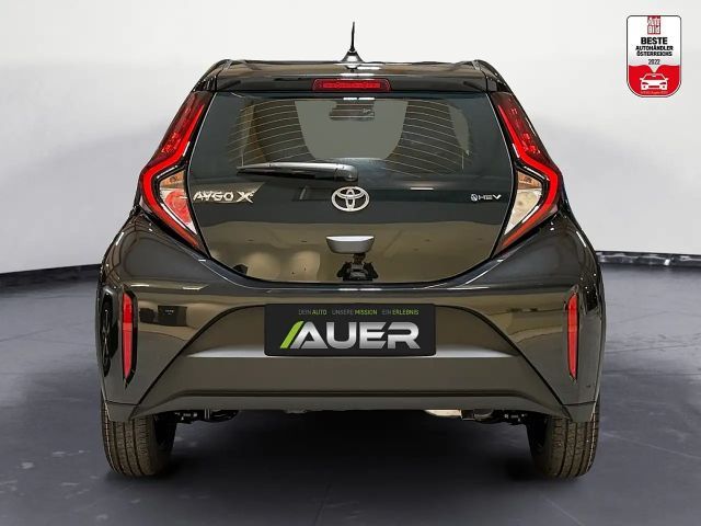 Toyota Aygo Active Hatchback Hybride