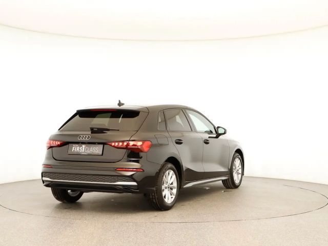 Audi A3 30 TFSI Sedan