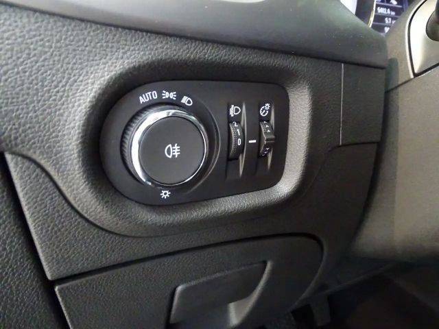 Opel Astra 1.2 Turbo Edition Turbo