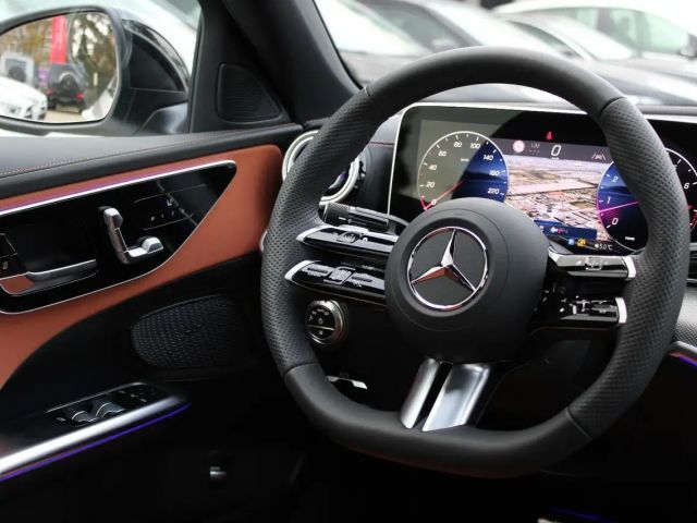 Mercedes-Benz C 200 AMG Line Sedan