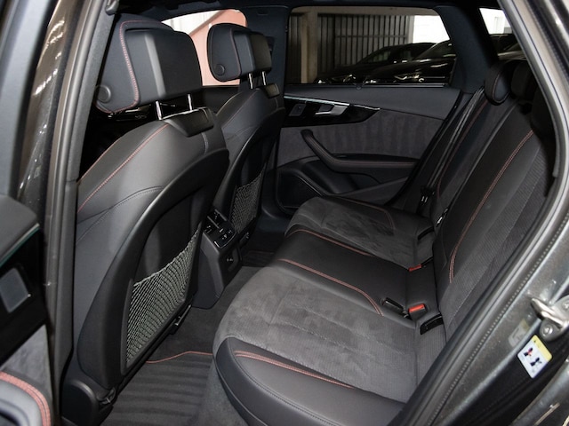 Audi A4 40 TDI Avant Quattro S-Line S-Tronic