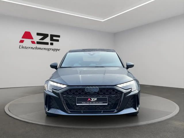 Audi RS3 S-Tronic Sedan