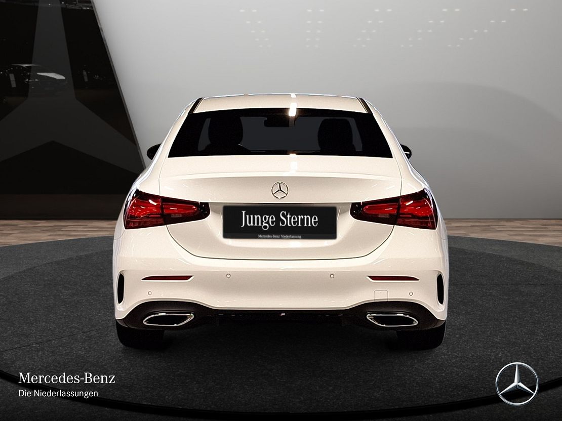 Mercedes-Benz A 250 4MATIC AMG Line