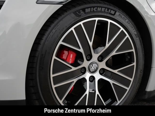 Porsche Taycan 4S