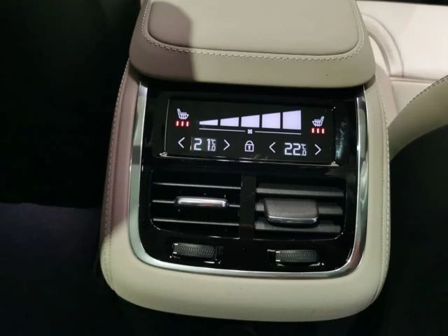 Volvo XC90 AWD Dark T8 Ultra