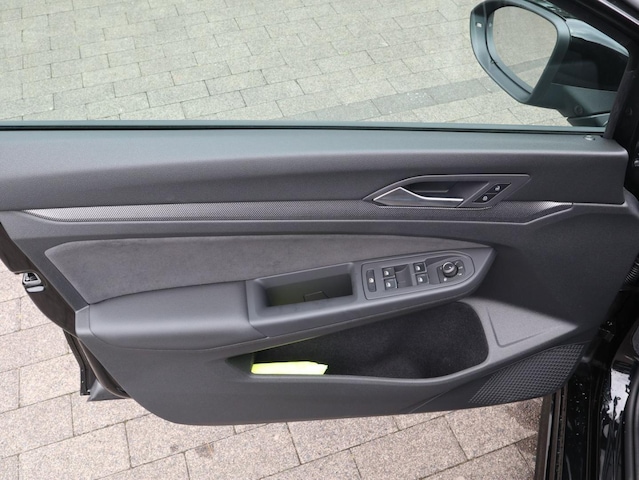 Volkswagen Golf DSG R-Line