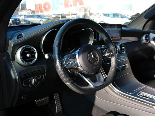 Mercedes-Benz GLC 300 AMG Line Coupé