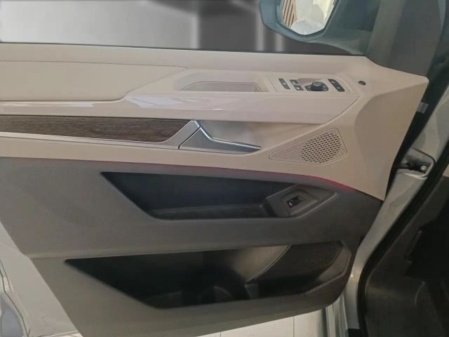 Volkswagen Multivan 2.0 TDI DSG Lang Style T7