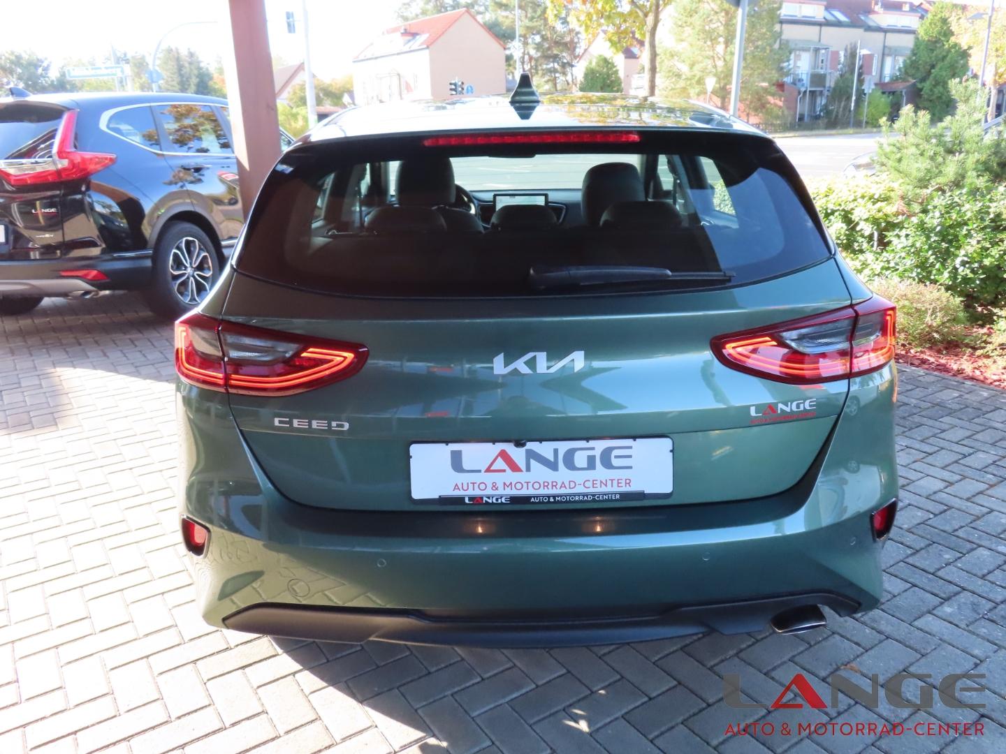 Kia Ceed Ceed 1.5T 140 SPI TEC LEDER Navi Klimaautom SHZ 
