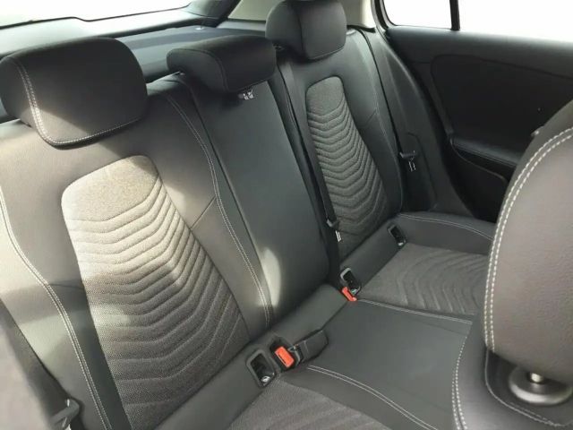 Mercedes-Benz A 180 Hatchback