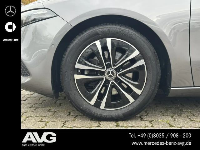 Mercedes-Benz A 200 Progressive