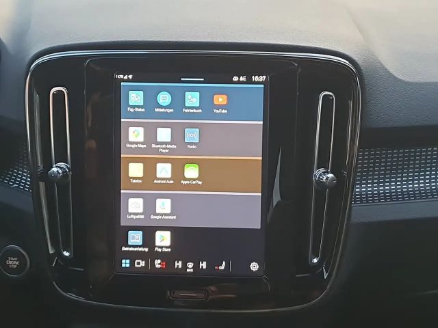 Volvo XC40 Dark Plus