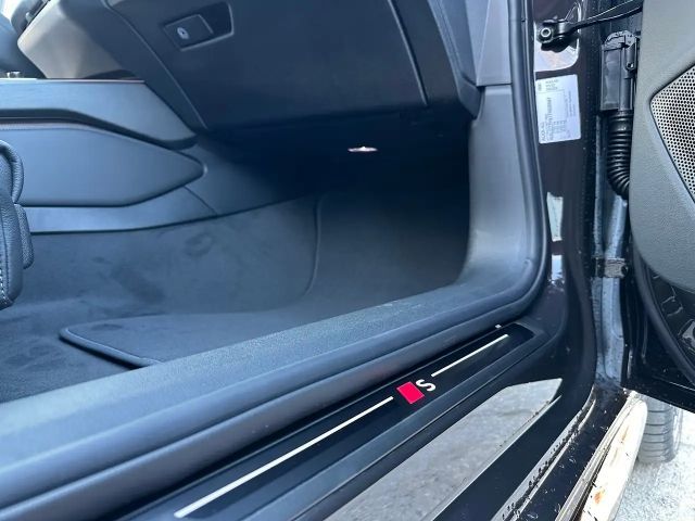 Audi A6 e-tron Quattro