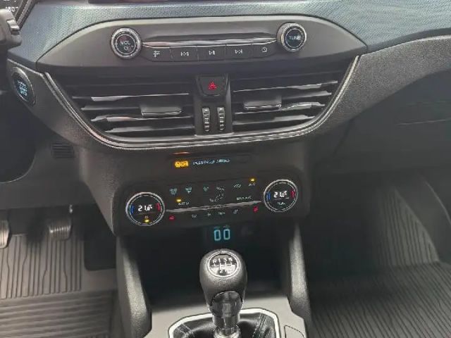 Ford Focus EcoBoost ST Line