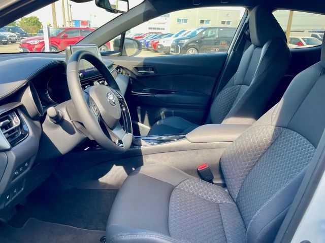 Toyota C-HR Hybride Team D