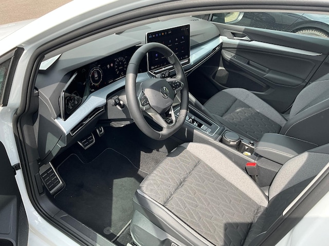 Volkswagen Golf Life Variant