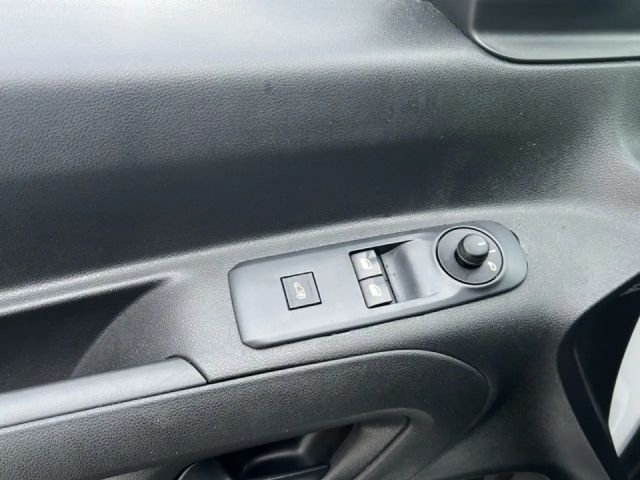 Opel Combo Edition erhöhte Nutzlast XL Einparkhilfe