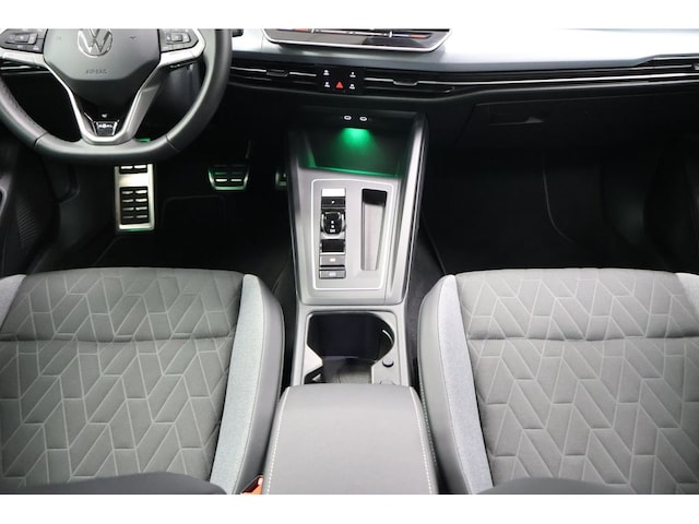 Volkswagen Golf 1.5 eTSI DSG Golf VIII