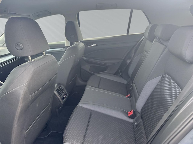 Volkswagen Golf 1.5 eTSI Golf VIII Style