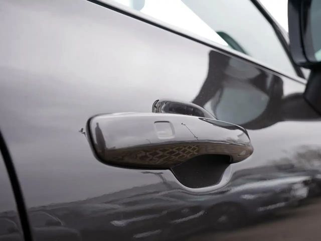 Volvo XC60 AWD Dark Plus T6