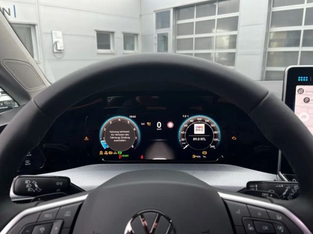 Volkswagen Golf 1.5 eTSI