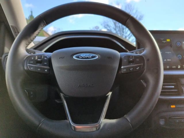 Ford Focus Titanium Wagon