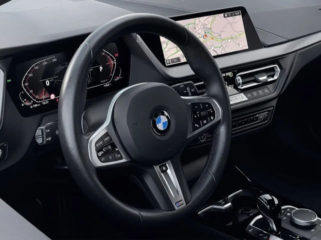 BMW 118 118i M-Sport Sedan