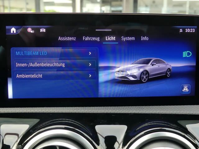 Mercedes-Benz CLA 200 AMG Line Coupé