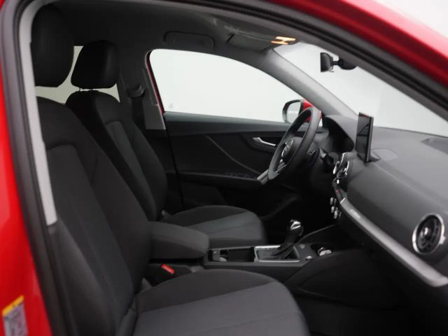 Audi Q2 advanced S-TRON CARPLAY SHZ PDC VIRT AHK