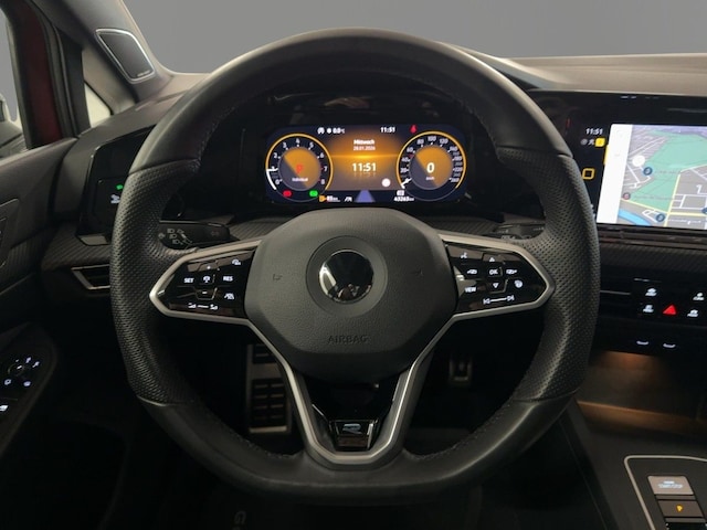 Volkswagen Golf 1.5 eTSI Golf VIII R-Line