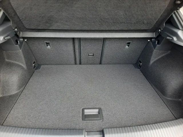 Volkswagen T-Roc IQ.Drive R-Line Style