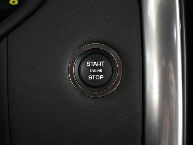 Land Rover Discovery AWD D250 MHEV S