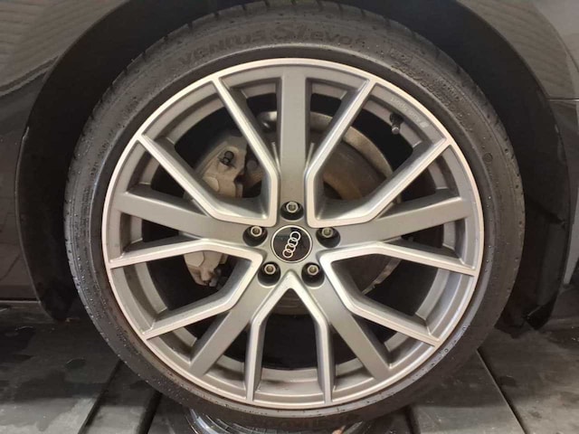 Audi A4 40 TDI Avant S-Tronic