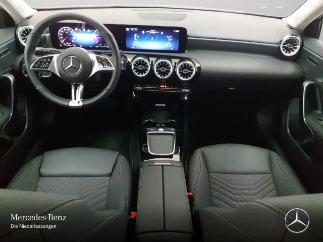 Mercedes-Benz A 200 Progressive