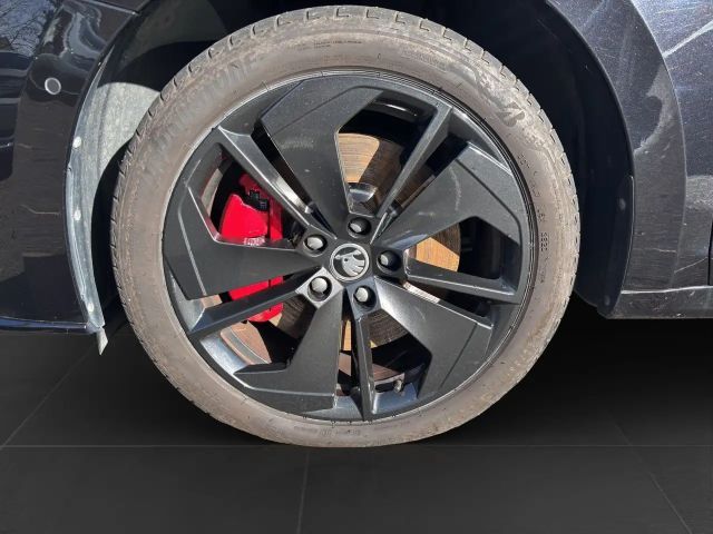 Skoda Octavia Combi RS iV