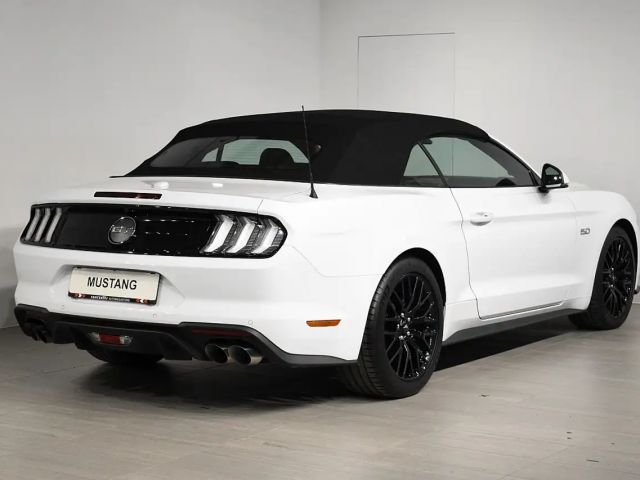 Ford Mustang Convertible GT 5.0 V8