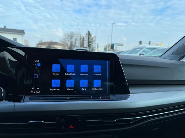 Volkswagen Golf DSG Life Variant