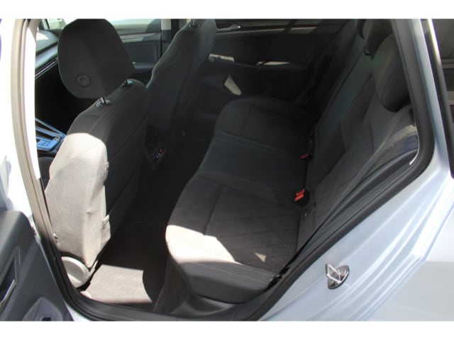 Volkswagen Golf 1.5 eTSI Style Variant