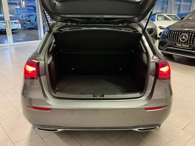 Mercedes-Benz A 200 Progressive