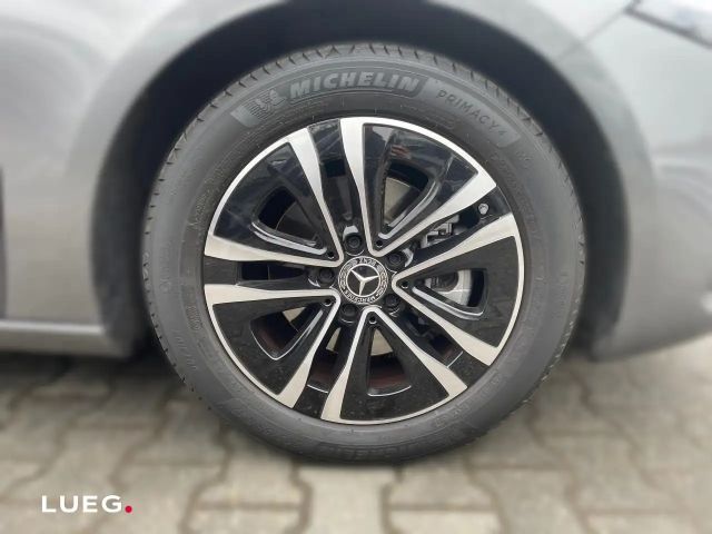 Mercedes-Benz A 200 Progressive