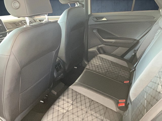 Volkswagen T-Roc 1.5 TSI DSG R-Line