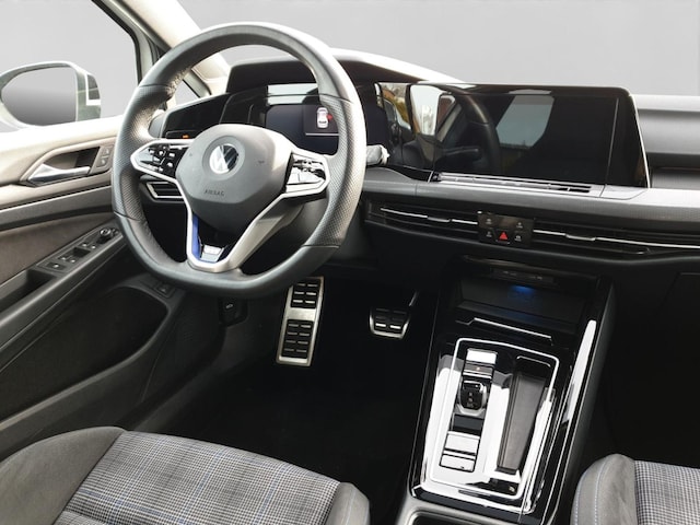 Volkswagen Golf GTE IQ.Drive