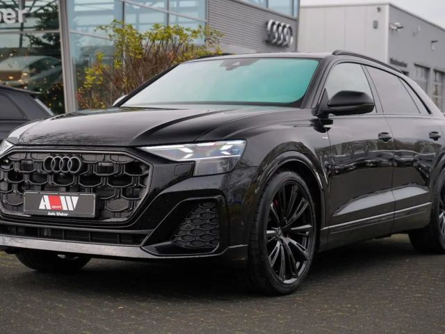 Audi Q8 S-Line