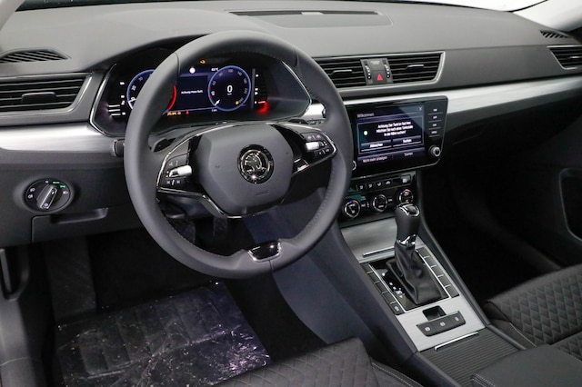 Skoda Superb Ambition Combi