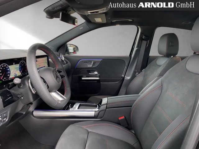 Mercedes-Benz GLA 180 AMG Line