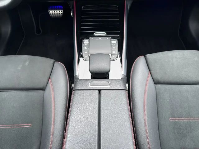 Mercedes-Benz GLB 200 4MATIC GLB 200 d