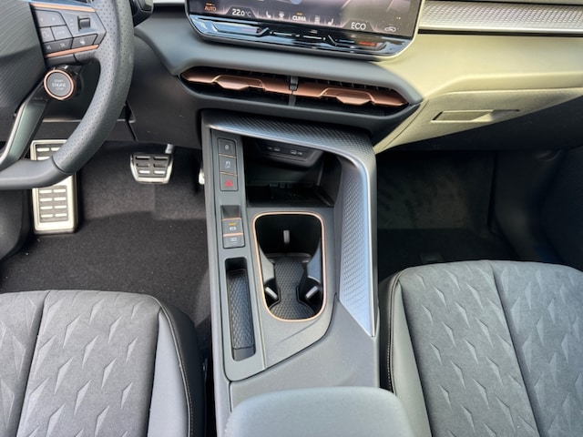 Cupra Terramar 1.5 e-Hybrid VZ