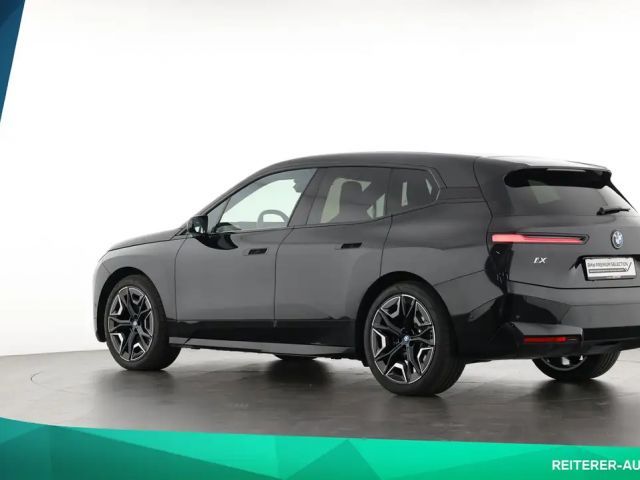 BMW iX xDrive40