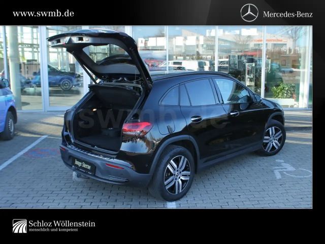 Mercedes-Benz EQA 300 4MATIC Progressive